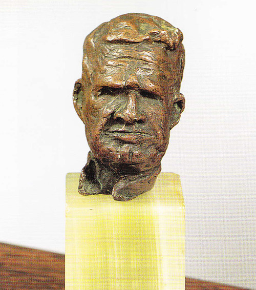 A sculpture of Spencer Tracy made by Katharine Hepburn